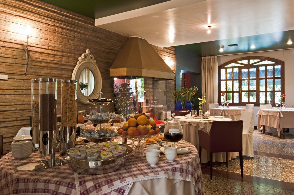 Hotel Ristorante Gran Casa Oderzo Bagian luar foto
