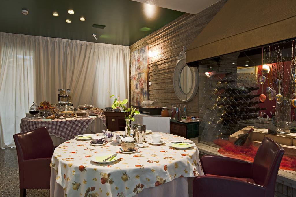 Hotel Ristorante Gran Casa Oderzo Bagian luar foto
